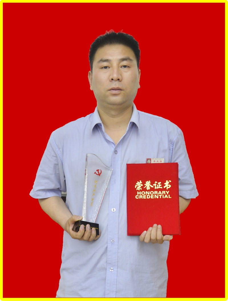 李虎強(qiáng)：踏實工作不懈追求 立足崗位奉獻(xiàn)無悔