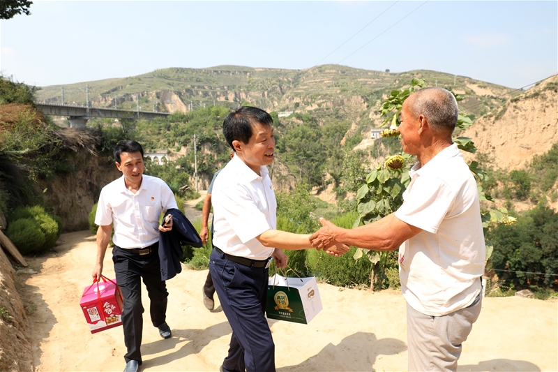 ��˾�I(l��ng)��(d��o)���Lο����ֱ�ϴ����y�ˆT