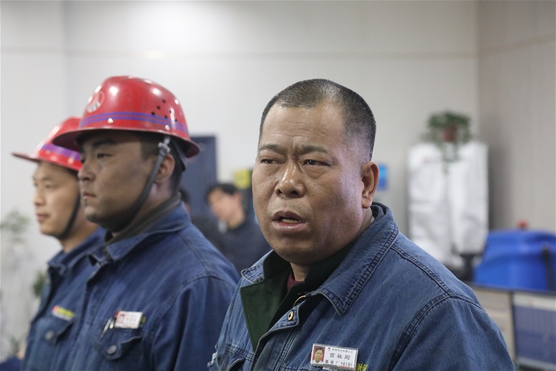 爭分奪秒保進度 眾志成城共克難